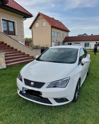 seat ibiza świętokrzyskie Seat Ibiza cena 25900 przebieg: 131000, rok produkcji 2014 z Myślenice